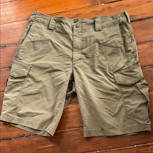 5.11 Tactical rip stop LEO cargo shorts sz 35 - Picture 1 of 6
